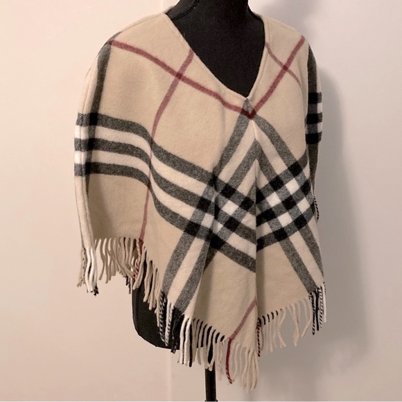 Burberry London Signature Nova Check  Poncho/Cape 100% Lambswool One Size - Picture 4 of 8